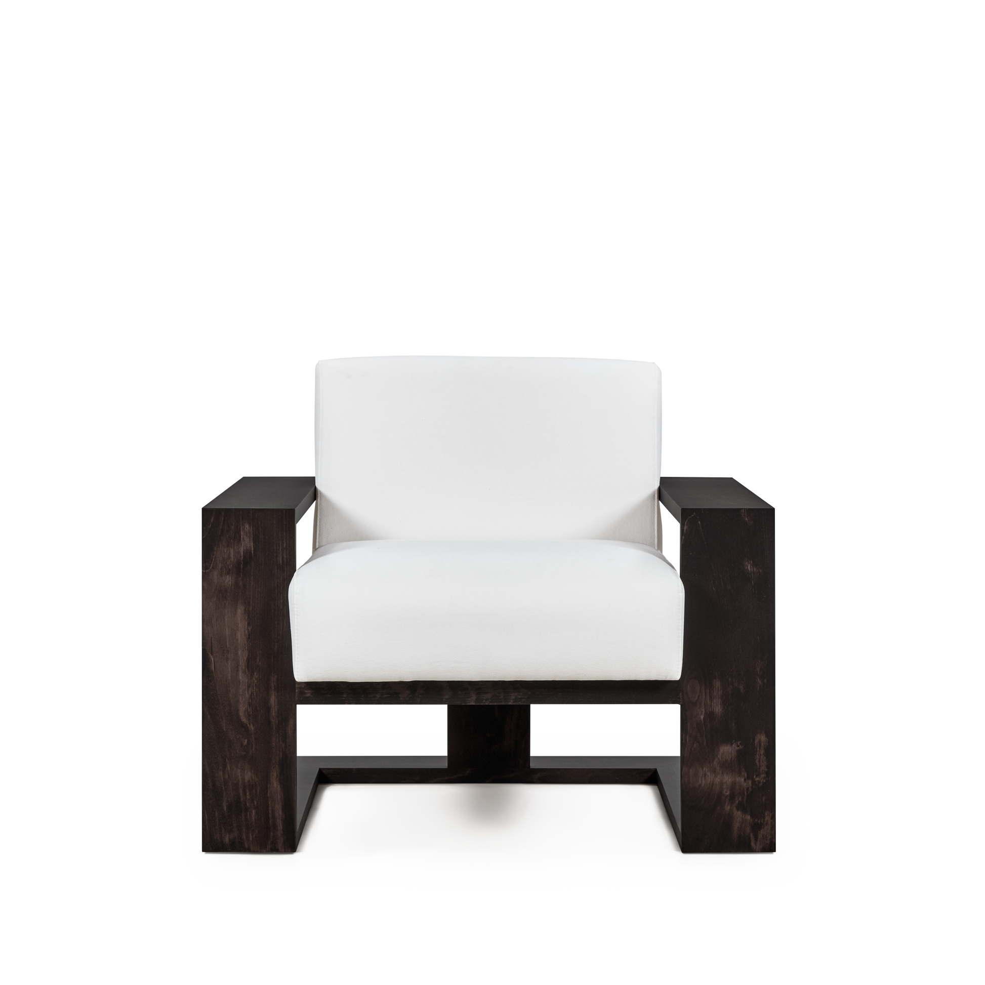 SIERRA ARMCHAIR front view