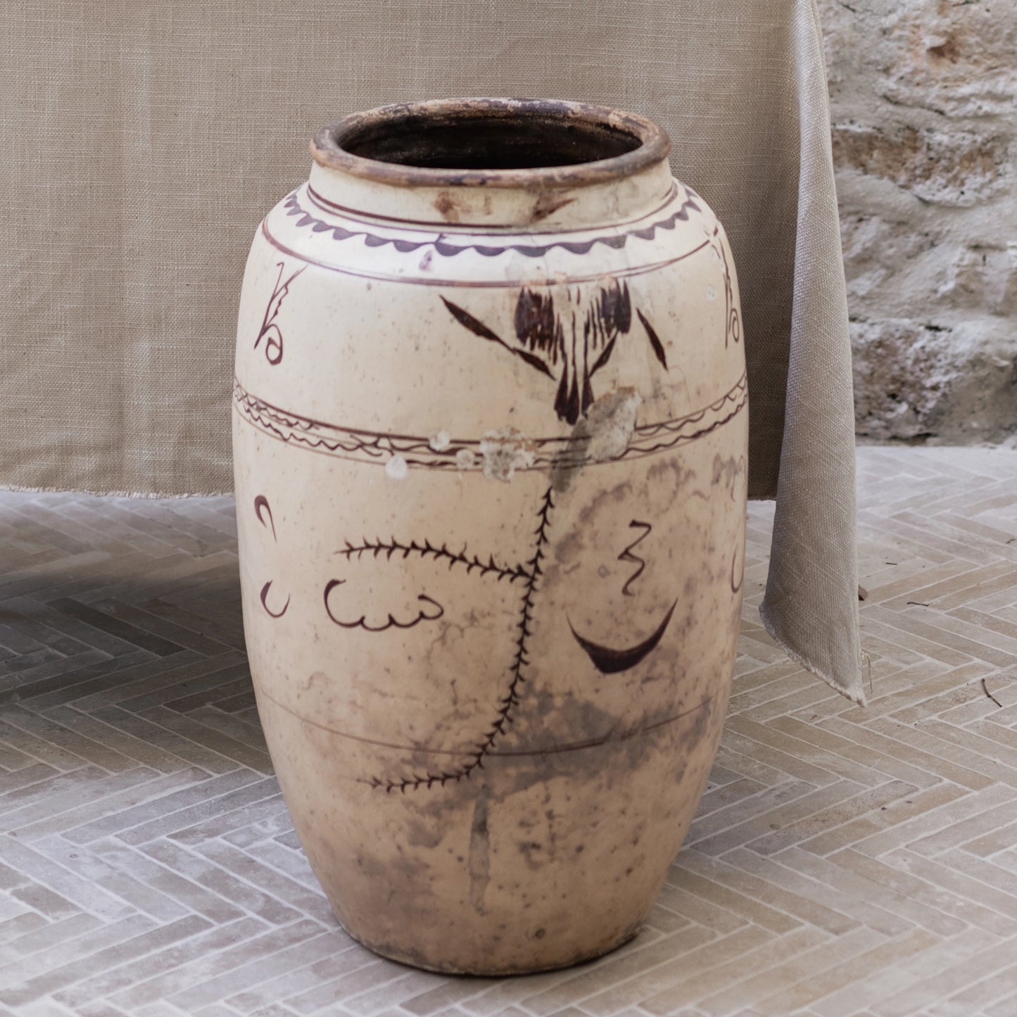 Yuan Dynasty Cizhou Ceramic Jar (big)