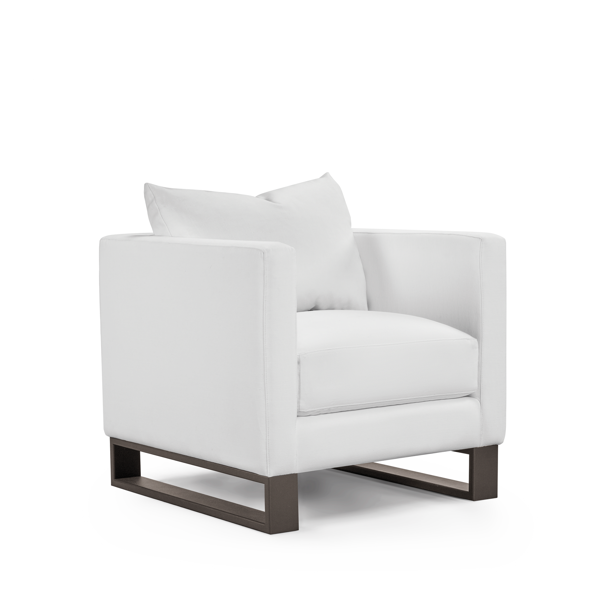 Angle view Atlin armchair with white textile