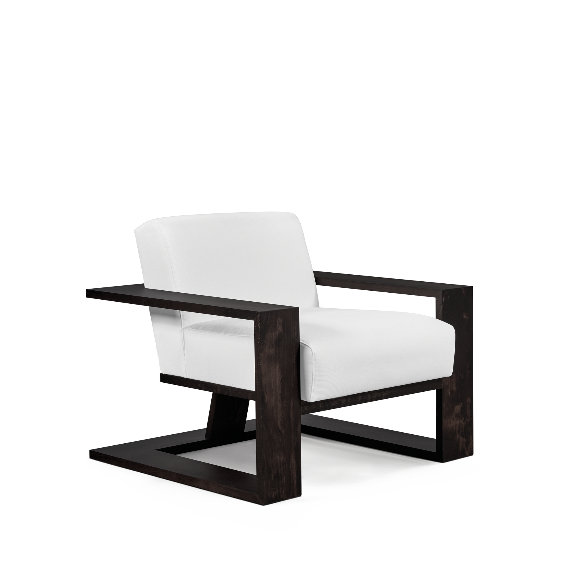 SIERRA ARMCHAIR front angle view 